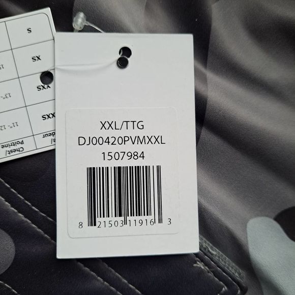 Nwt xxl Dog Raincoat Camo Reflective Bailey & Bella - Picture 7 of 8